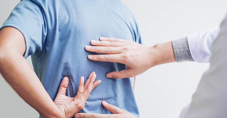 Gai cột sống được xem là mối nguy hiểm của rất nhiều người