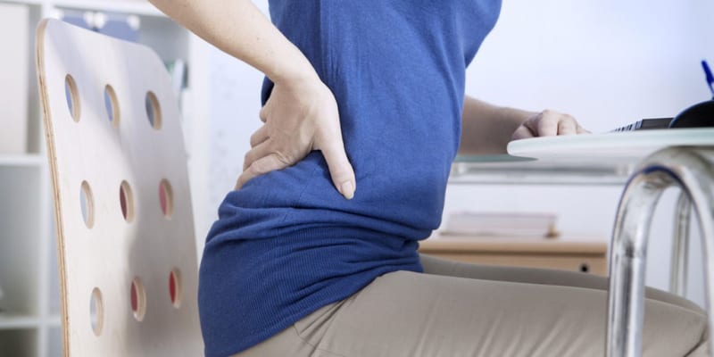 Triệu chứng thoái hóa cột sống thắt lưng