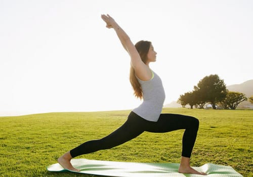 10 Bài tập thoái hóa cột sống bằng yoga và động tác thể dục