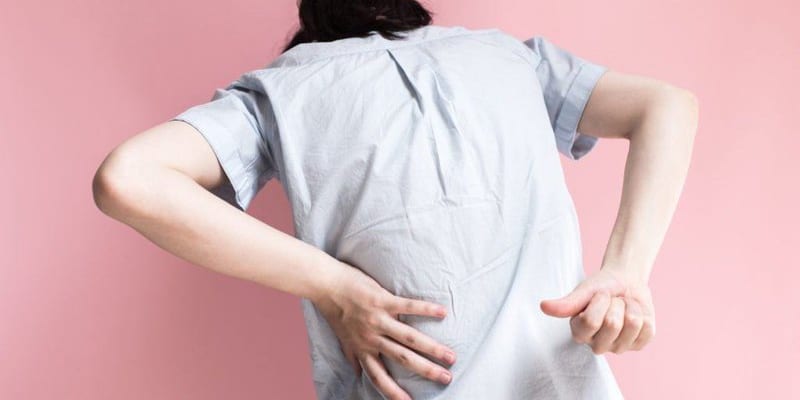 Cách chữa đau lưng sau sinh mổ an toàn