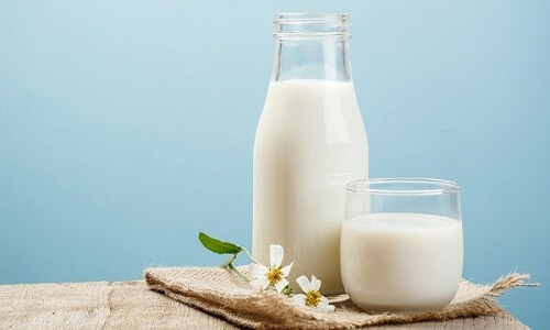 Thoát vị đĩa đệm uống dạng sữa gì tốt?