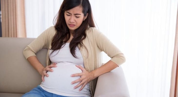 Đau dạ dày khi mang thai có nguy hiểm không?
