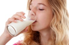 Lợi ích của sữa bột dành cho người đau dạ dày