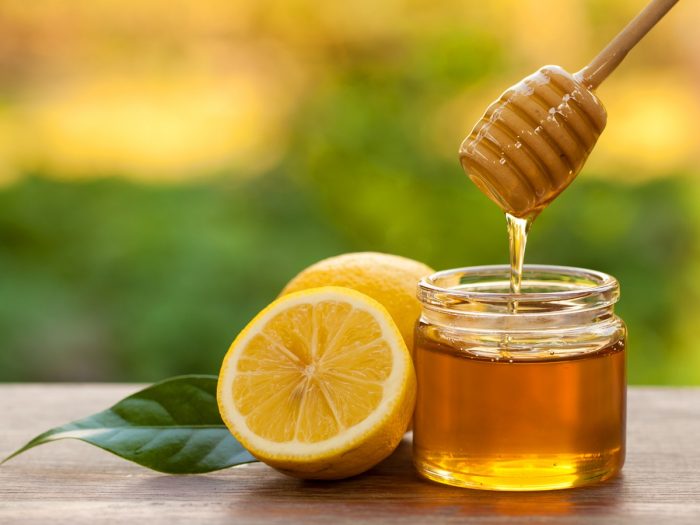 Chanh kết hợp với mật ong chữa trị ho hiệu quả
